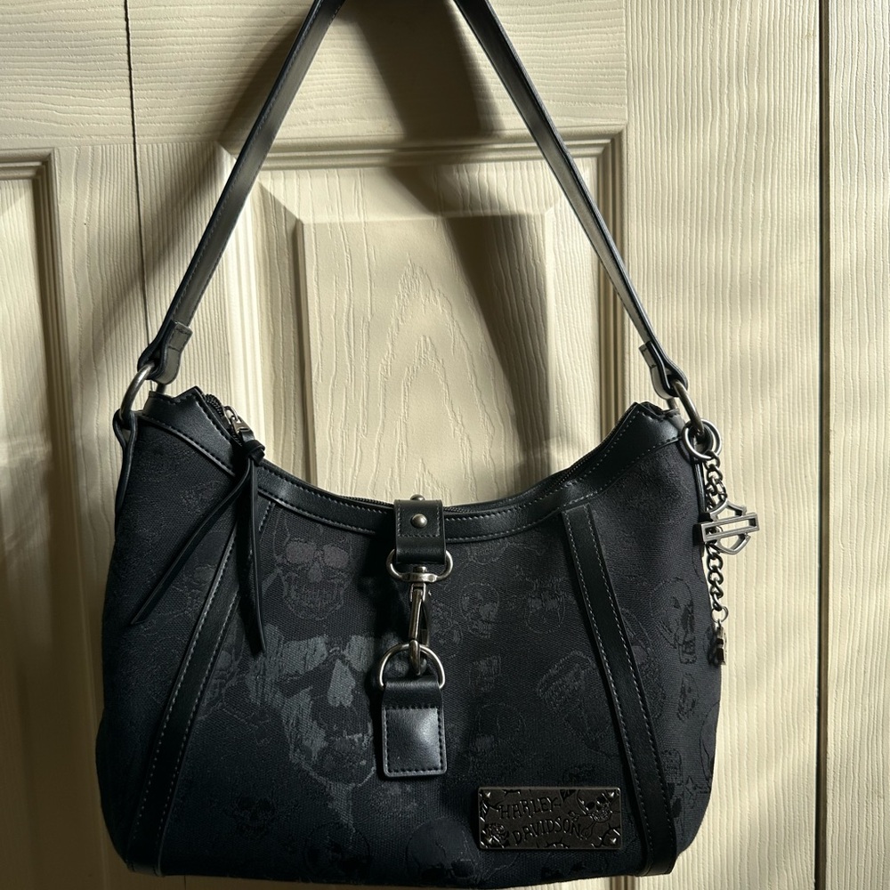 Harley-Davidson Black Skull Embossed Shoulder Bag